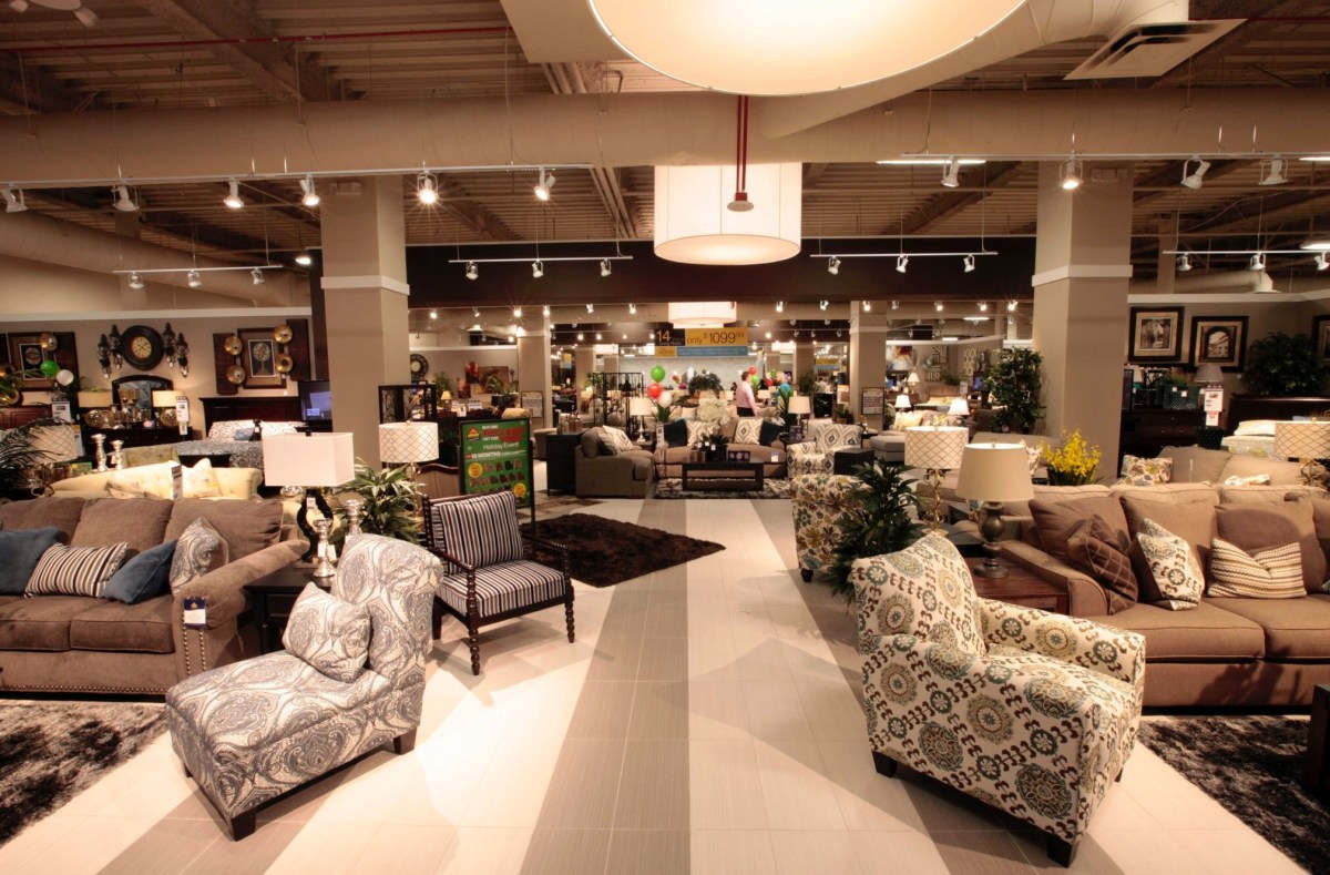 ☆▻ Home Furniture : Antique Living Room Chairs Ashley Furniture throughout Ashley Furniture Showroom